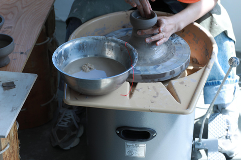Harajuku Tokyo: Pottery Workshop and Sake Tasting Experience