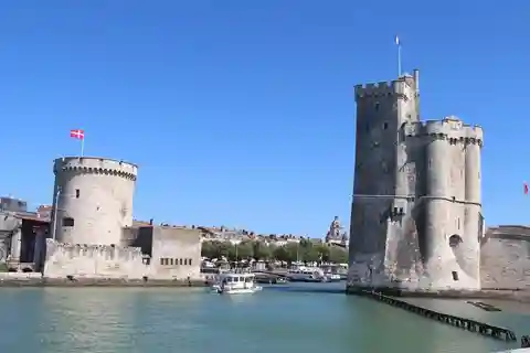 La Rochelle: paseo urbano guiado con un guía de La Rochelle
