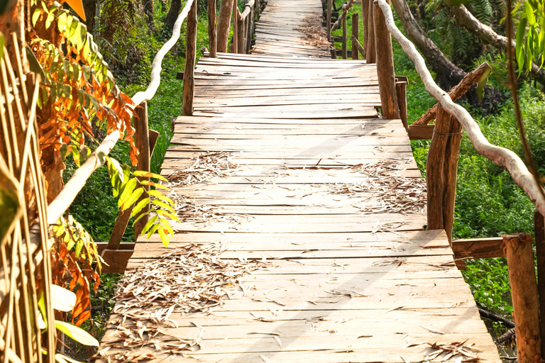 Mekong Adventure: 3 Days from Delta optional to PhnomPenh OPTIONAL: EXIT TO PHNOM PENH