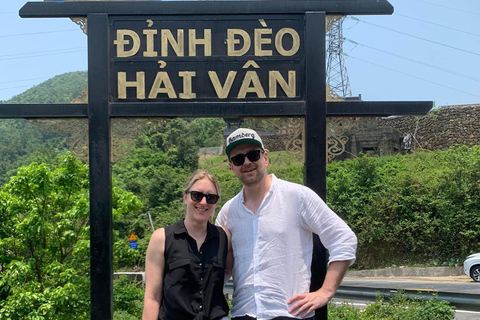 Hue: Privé auto via fantastische haltes van/naar Hoi An (enkele reis)Van Hue/Hoi An naar Hoi An/Hue via Monkey Mountain en meer