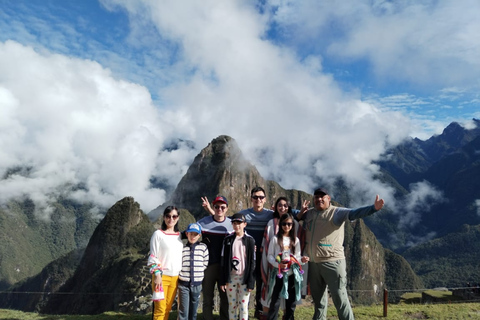 Machu Picchu: Full-Day Tour by luxury Hiram Bingham Train Cusco: Machu Picchu Full-Day Tour by Hiram Bingham Train