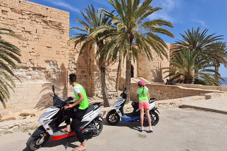Djerba: Scooter tour of the island Full-day guided tour