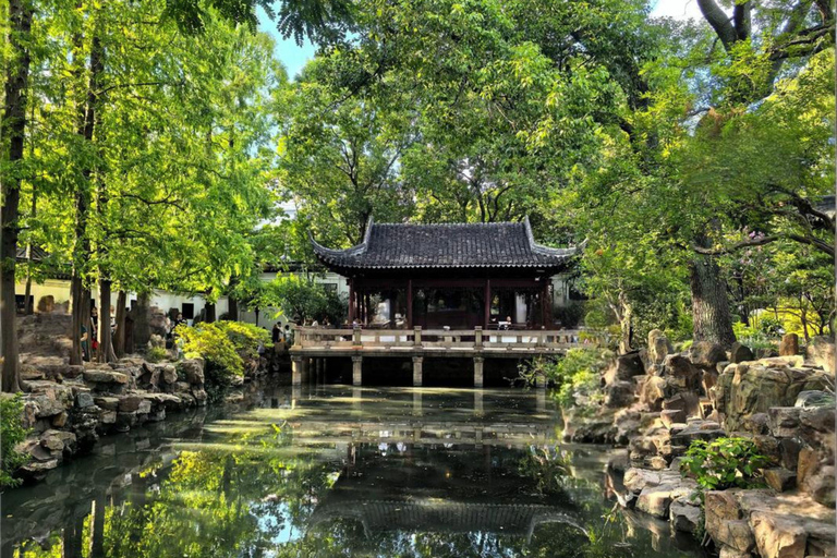 Shanghai: Yu Garden Ticket + English Audio Guide