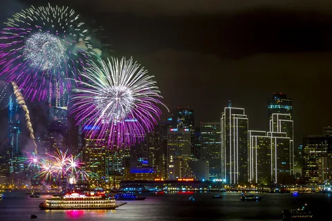San Francisco: Crucero del Yate Empress para la Fiesta de los Fuegos Artificiales del 4 de Julio