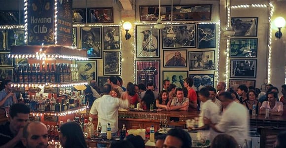 Cartagena: Salsa Bars Private Tour with Guide and transport