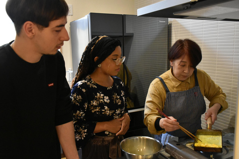 Kanazawa: Cook & Eat with Local Grandma in a Japanese Home