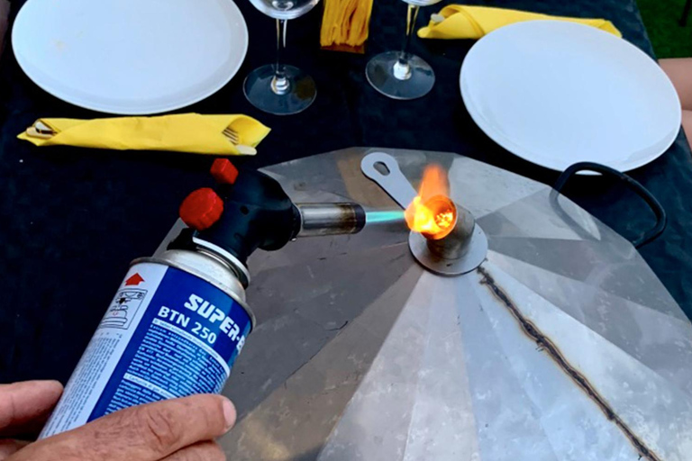 Autentyczna paella i sangria klasy premium na designerskim dachuAutentyczna paella i sangria w oszałamiającym lofcie na dachu