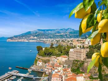 From Naples: Premium Tour of Sorrento, Positano, Amalfi
