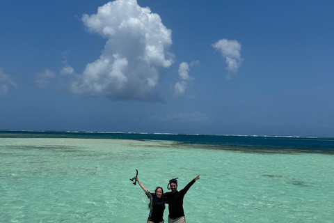 From Panama City: Cayos Limones Day Trip with Lunch