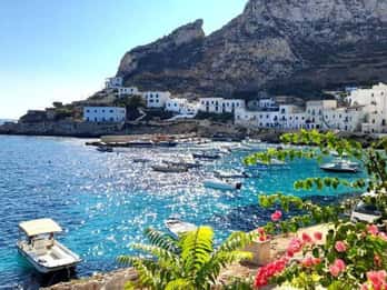 Favignana: rejs statkiem, relaks, zabawa, rozpieszczanie