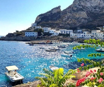 Favignana: Boat excursion, relaxation, fun, pampering