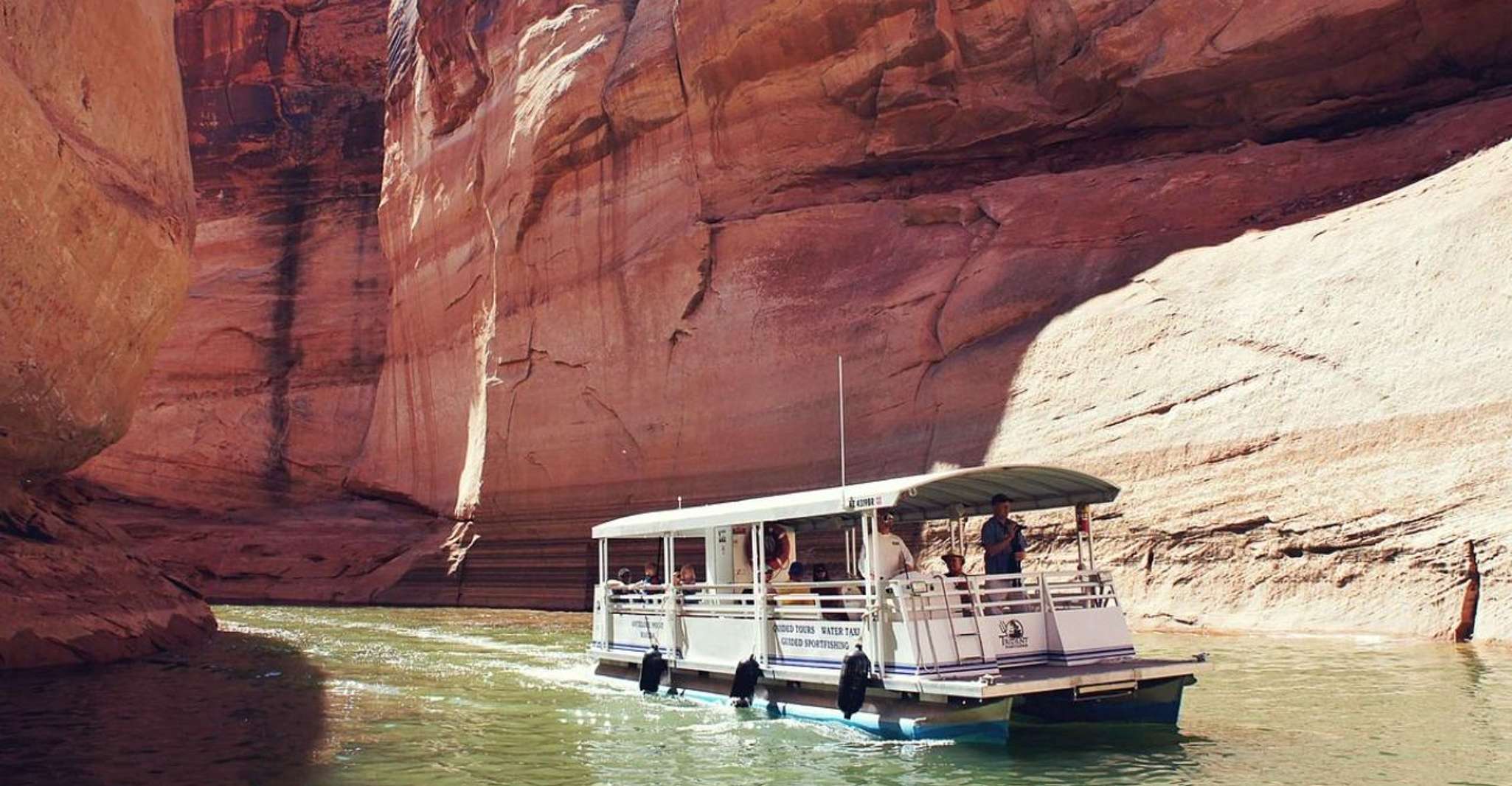 Page, Navajo Canyon Scenic Cruise - Housity