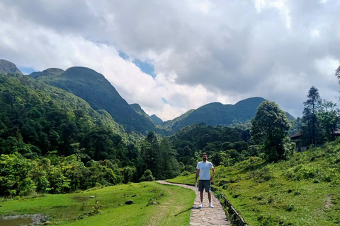 Chauffeured Ride to Silver and Love Waterfall, Lonely Tree