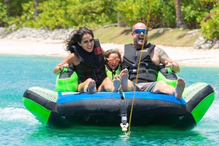 Punta Cana Aqua Pack: jetskiën, aquakarts en offroad-rallyPunta Cana Aqua-pakket: jetskiën, aquakarts en offroad-rally