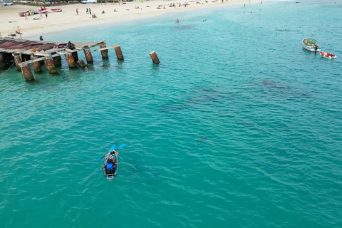 Santa Maria Clear Kayak Tour with Guide