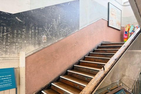 Hiroshima Atomic Bomb: Private Walking Tour with local guide Hiroshima Atomic Bomb: Private Walking Tour with local guide