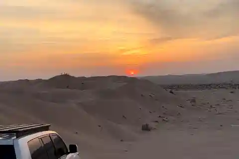 Private Luxus-Sonnenuntergangs-Wüstensafari im leeren Viertel von Salalah