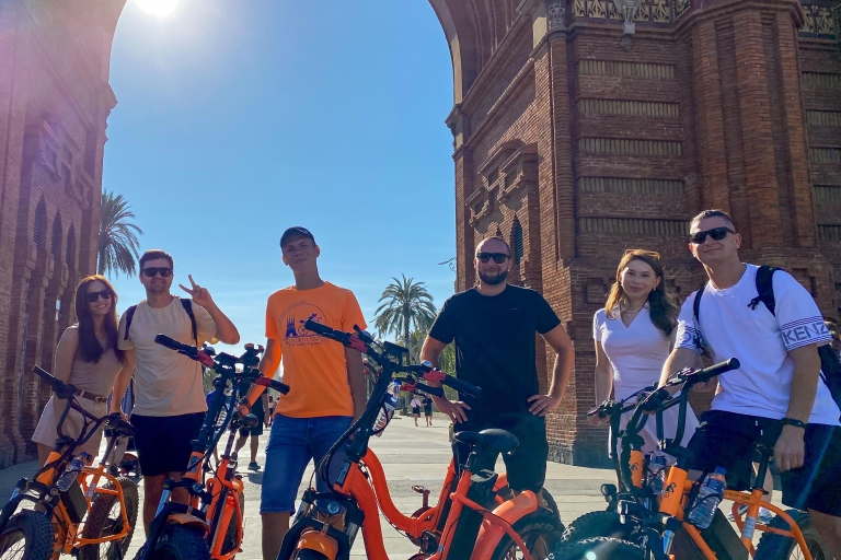 Barcelone Montjuic E-Bike Tour ! Les meilleures attractions du Top-17 !Montjuïc en vélo électrique, Top 17