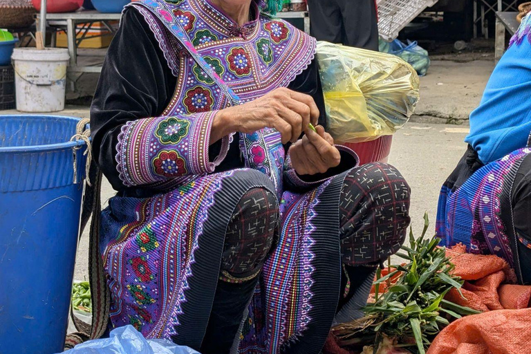 From Sapa: 1D Local Bac Ha Sunday Market Tour - Best Seller Bac Ha Market Tour with Local Lunch ( Lunch Included )