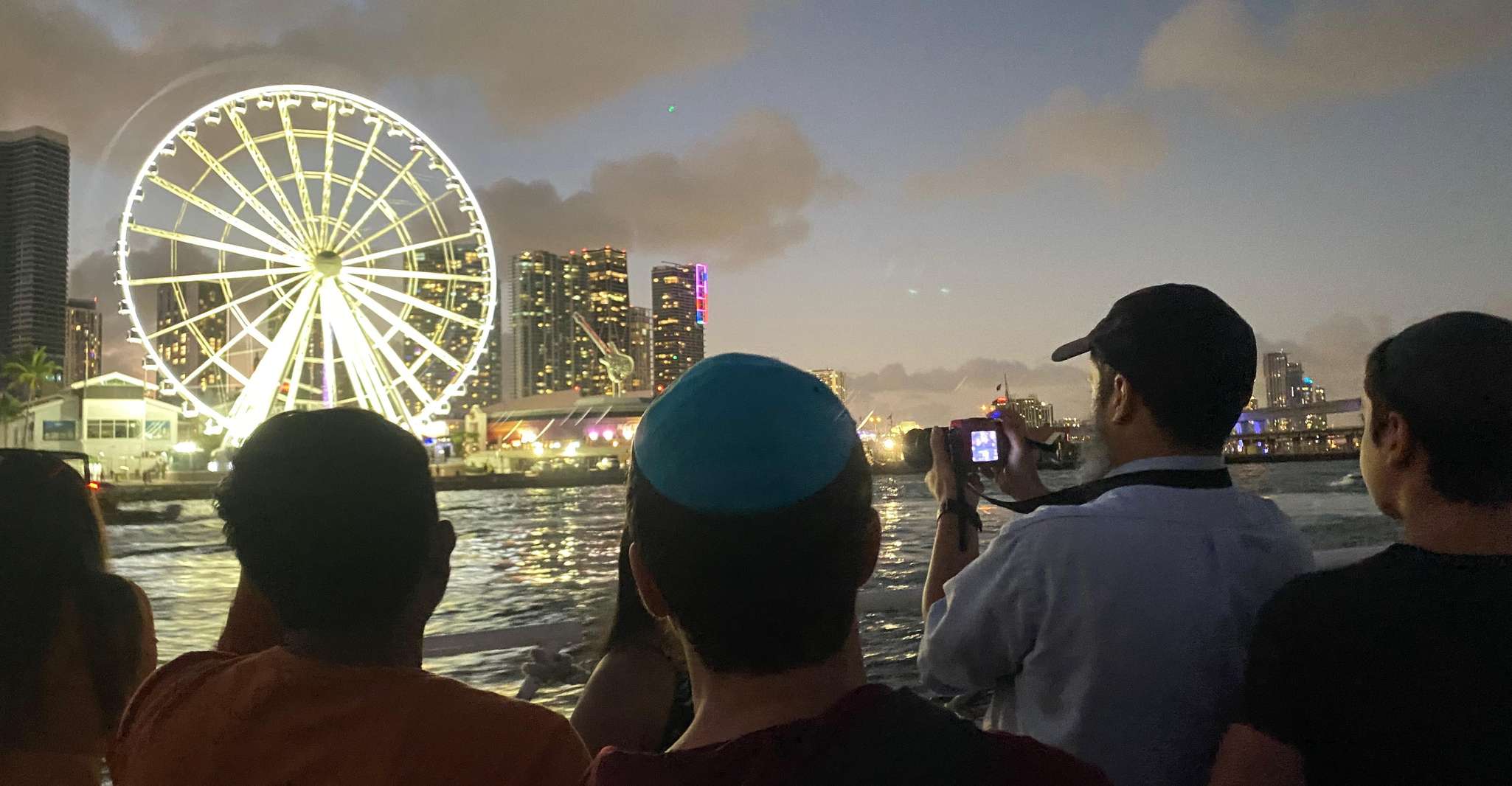 Miami, Sunset Cruise through Biscayne Bay and South Beach - Housity