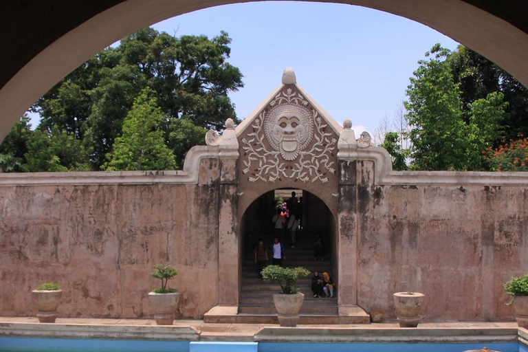 Sultanspalast, Pramban-Tempel und Wasserburg Führung