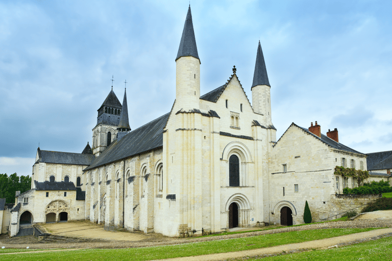 Guided tour of the Royal Abbey of Fontevraud