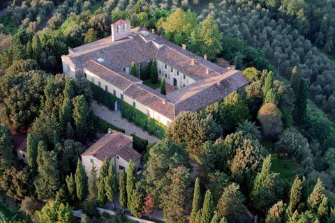 Abbey Tour, Wine Tasting and Light Lunch near Pisa