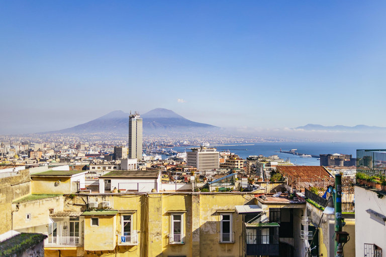 Napoli: Tour a piedi dei quartieri contrastanti con la funicolare