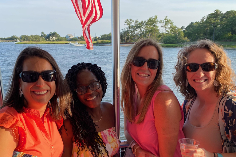 Charleston: Sunset Harbor Cruise with Wildlife Views