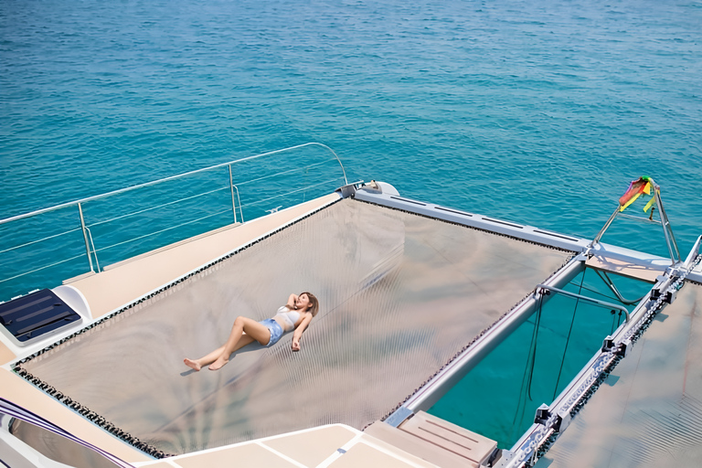 Pattaya : circuit d&#039;une journée dans les 3 îles en catamaran avec fêtePattaya : excursion d&#039;une journée sur le bateau pirate Black Pearl avec soirée DJ