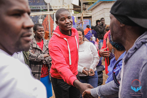 Nairobi: Tour a piedi della città del cioccolato e della baraccopoli di Kibera