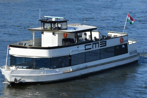 Budapest Evening Cruise with Unlimited Prosecco, Wine & Beer Budapest: Unlimited Wine, Beer, Prosecco & Soft Drink Cruise