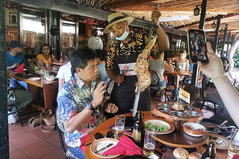 Nairobi: Guided City Sightseeing Tour & Lunch At Carnivore. Nairobi: Guided City Sightseeing Tour.