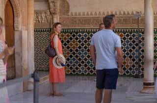 Alhambra: Private Führung mit Tickets für die Nasridenpaläste