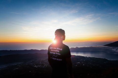 Bali: wulkan Batur o wschodzie słońca ze śniadaniem
