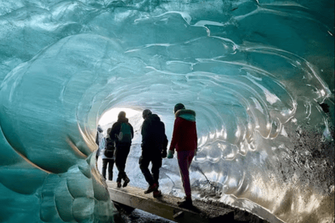 Reykjavik: excursão de 8 dias em pequenos grupos pelo Círculo da Islândia no verãoReykjavik: excursão de 8 dias para pequenos grupos ao Círculo da Islândia no verão