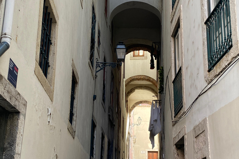 Lisbon: Old Town and Chiado Vintage Car Tour Lisbon: Belem Tour