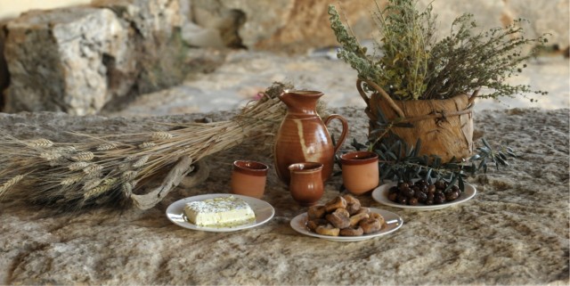 Visit Cook with Locals | Cooking Class at Archanes, Transfer lunch in Heraklion