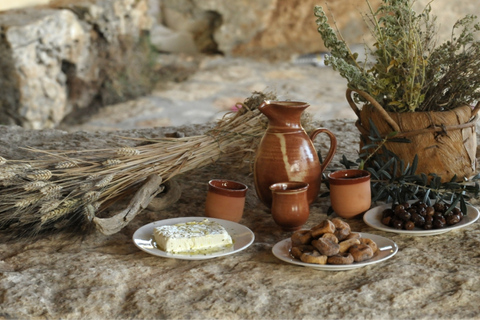 Cozinhe com os habitantes locais | Aula de culinária em Archanes, almoço transferido