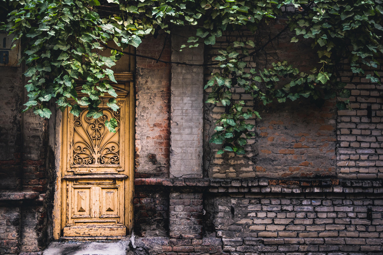 Tbilisi: 50+ verborgen edelstenen rondleidingTbilisi: 50+ verborgen juweeltjes