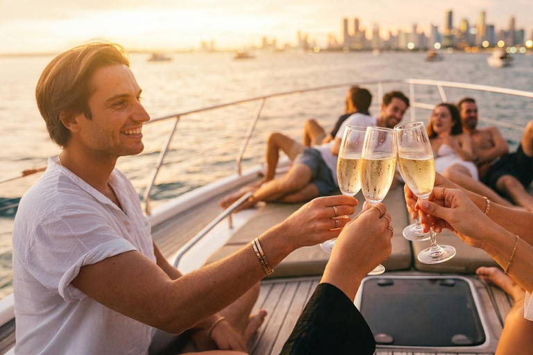 Jakarta Highlights, Level 109 & Optional Yacht Tour Jakarta Highlights, Level 109 And Optiona Yacht Tour