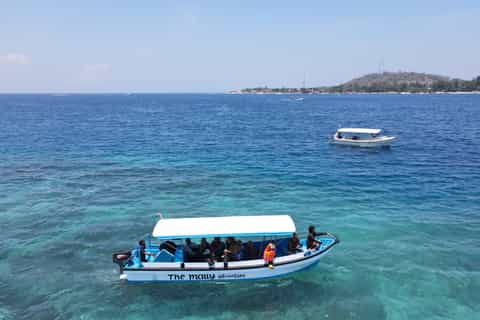 Gili island Snorkelling by private glass bottom boat - 2026
