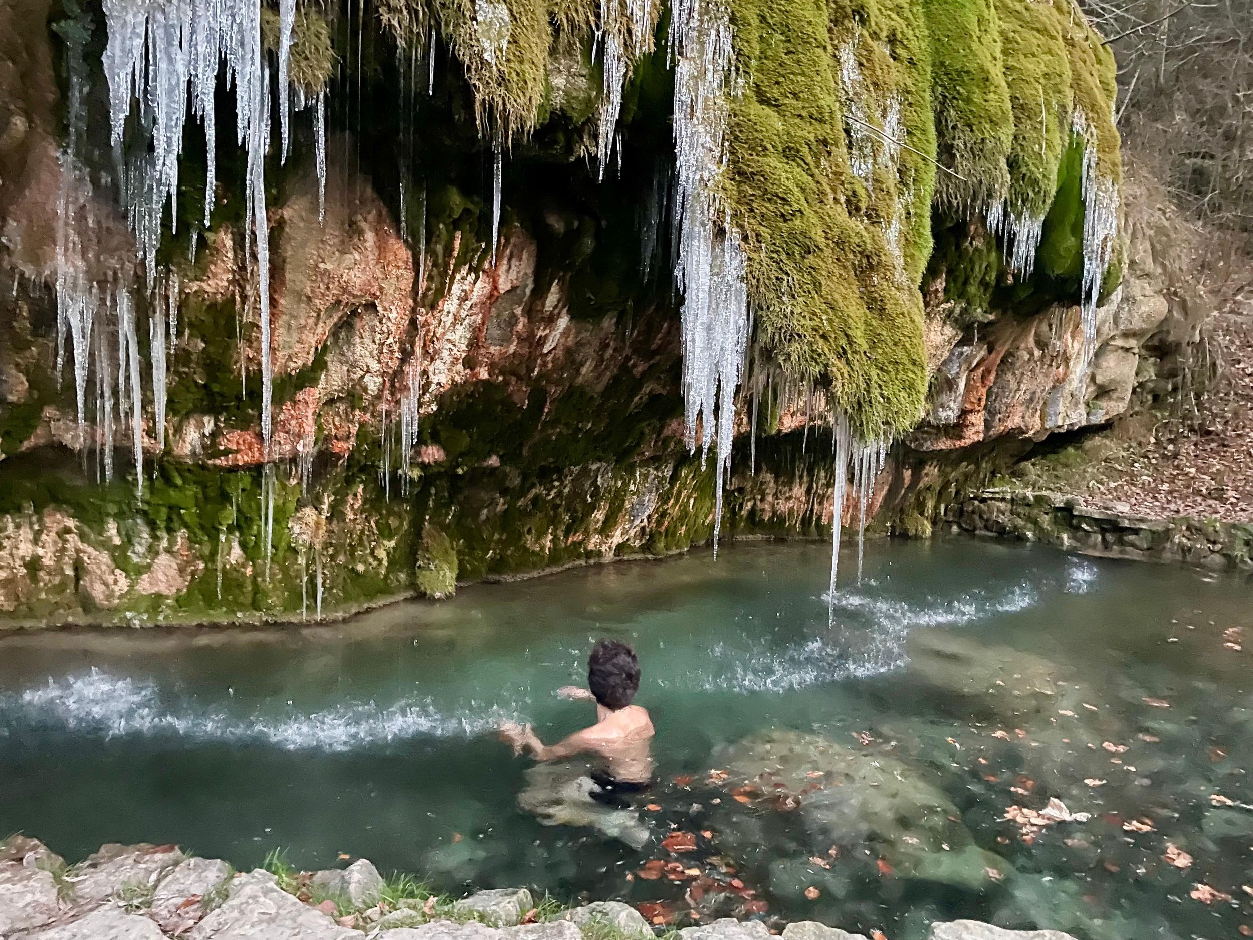 Luxemburg: Winterwanderung, Eisbad und Grund-Tour