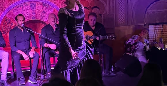 Cordoba: Flamenco Show at Tablao El Jaleo with Dinner Option