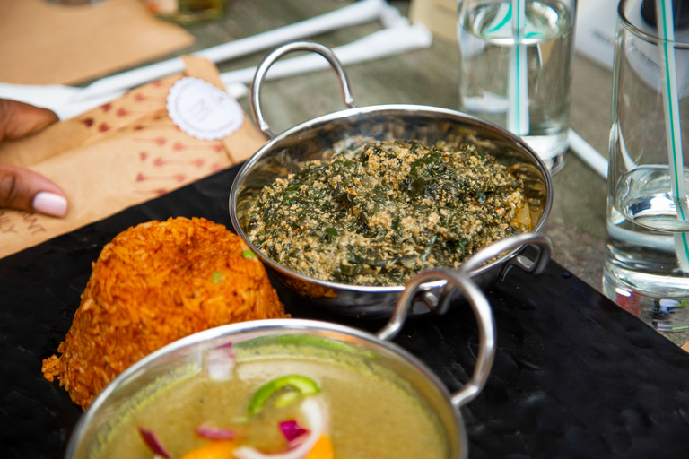 Accra: Corso di cucina e tour del mercato con prelievo dall'hotel