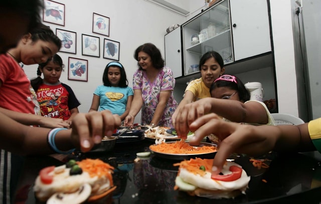 Bangalore: Cook, Eat & Connect with a Local Family