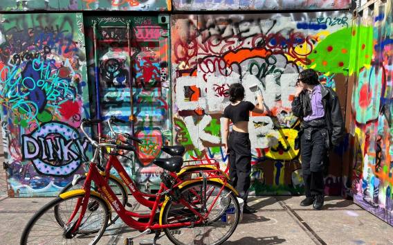 Amsterdam: NDSM Kunst und Kultur Fahrradtour