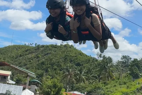 Cebu: Kawasan Falls Canyoneering and Ziplining Group Tour