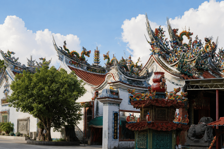 Taipei: Taoyuan Airport to/from Taipei City Private Transfer
