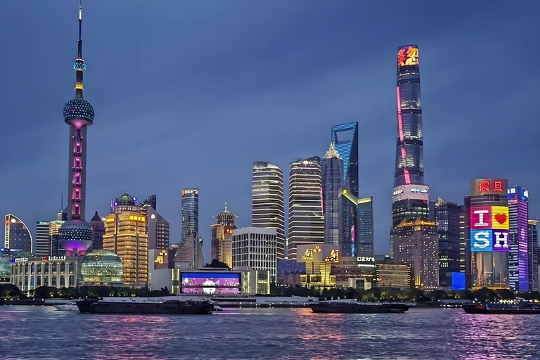 Shanghai: Full-Day Customized Tour with Private Transfer.